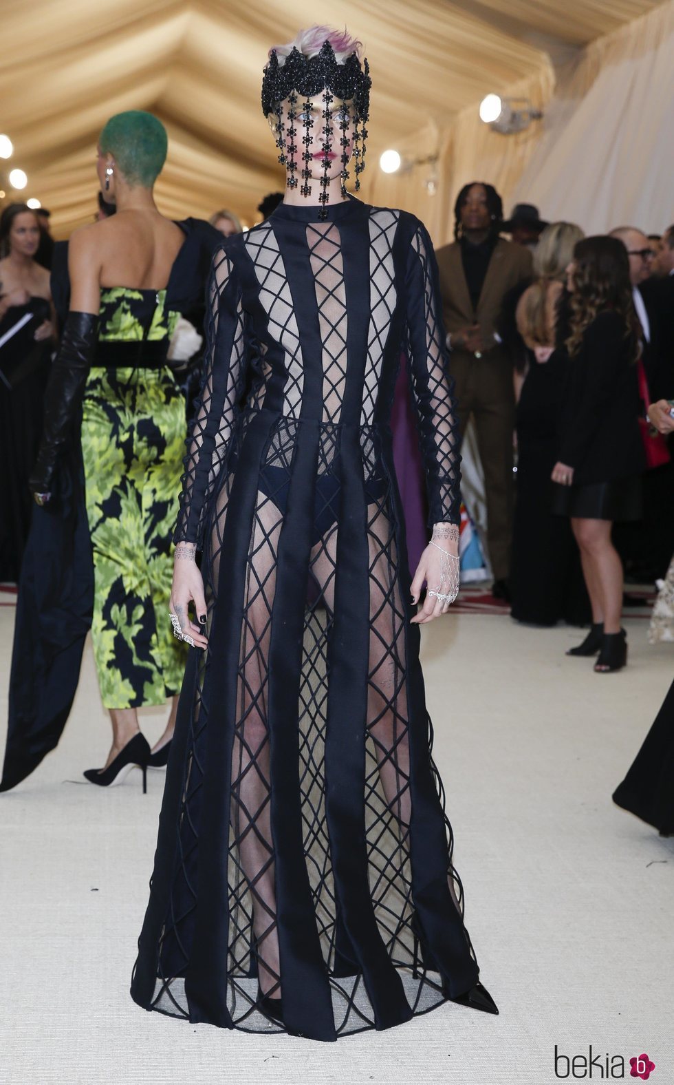 Cara Delevingne viste de Dior en la Gala Met 2018