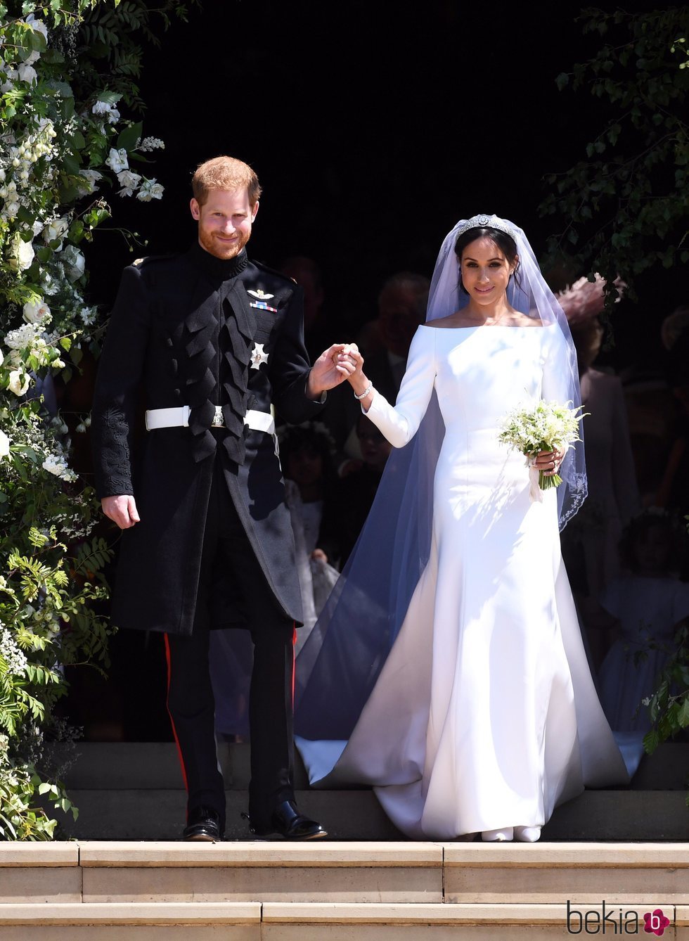 Meghan Markle de la mano del Príncipe Harry tras su boda