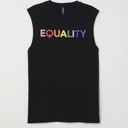 Camiseta con la palabra 'Equality' de la nueva colección 'Love for All' de H&M