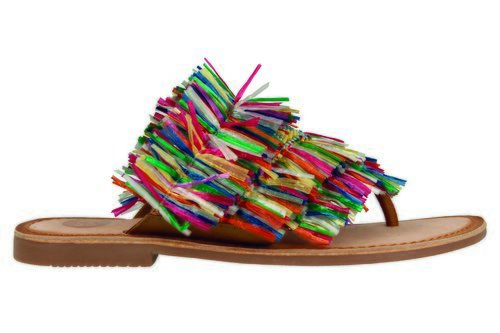 Sandalia con flecos de colors de la nueva propuesta de Gioseppo para el verano 2018
