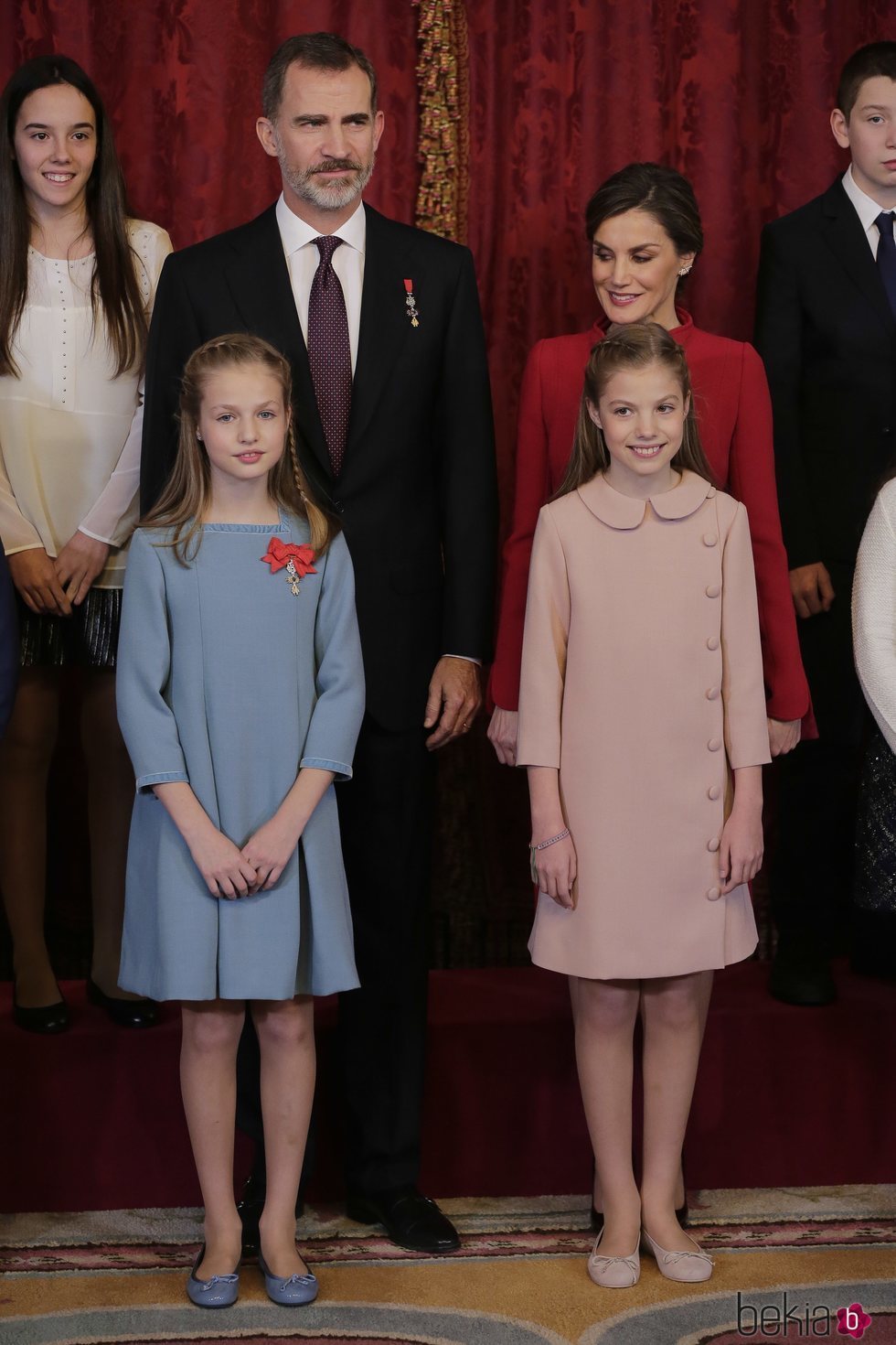 La Infanta Sofía con un vestido rosa cuarzo en la entrega del Toisón de Oro
