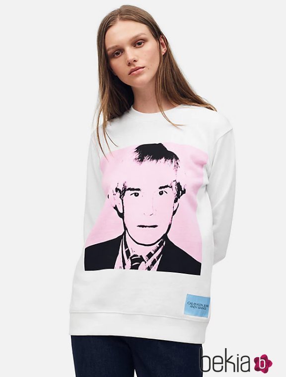Sudadera blanca de la colección de Calvin Klein dedicada a Andy Warhol