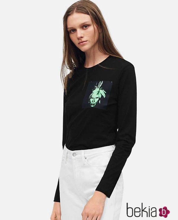 Camiseta de manga larga de la colección Calvin Klein dedicada a Andy Warhol
