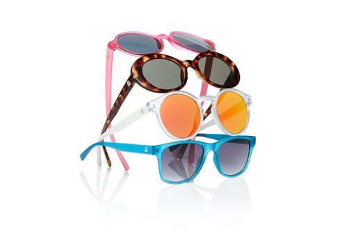 Benetton debuta en la moda de gafas de sol con su colección verano 2018