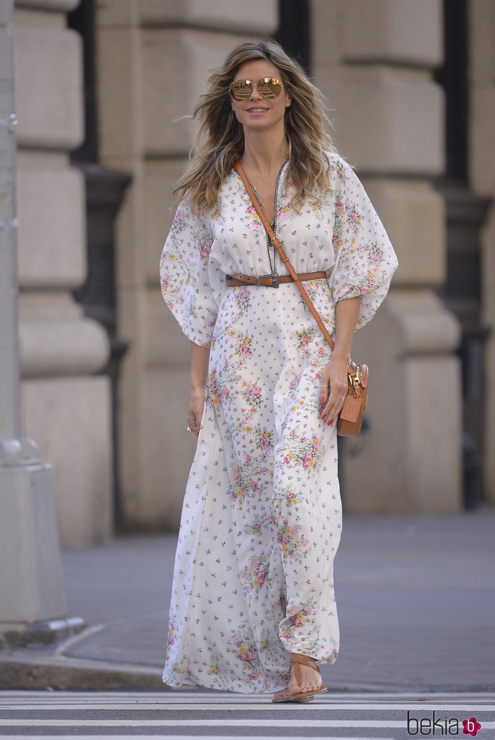 Heidi Klum con un vestido largo por las calles de Nueva York 2018
