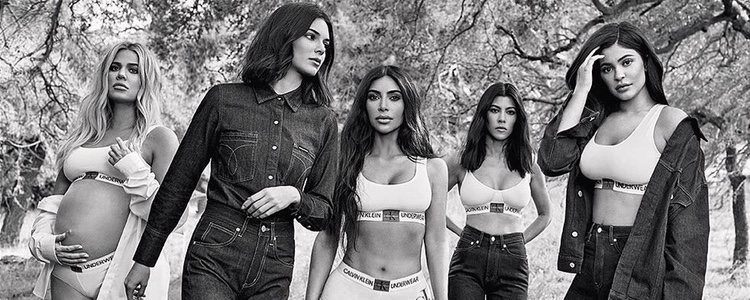 Las hermanas Kardashian posando para la nueva campaña de Calvin Klein 2018