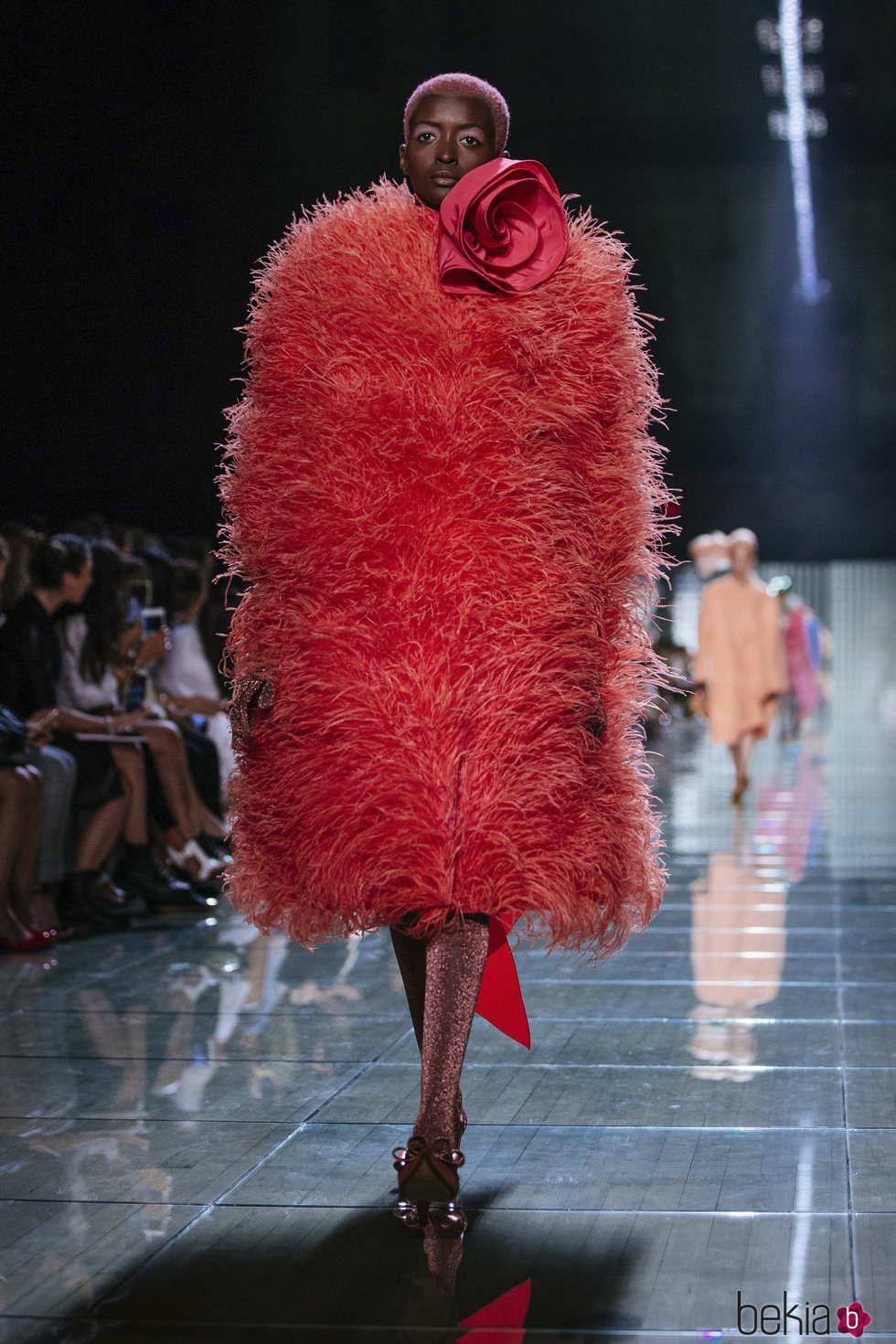 Vestido rojo de Marc Jacobs primavera 2019 en la New York Fashion Week