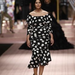 Monica Bellucci en el desfile de Dolce&Gabbana primavera/verano 2019 en la Milán Fashion Week
