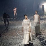 Vestidos color blanco de Dior primavera/verano 2019 en la Paris Fashion Week