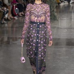 Vestido bicolor de Giambattista Valli primavera/verano 2019 en la Paris Fashion Week