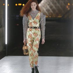 Jumpsuit de flores de Louis Vuitton primavera/verano 2019 en la Paris Fashion Week