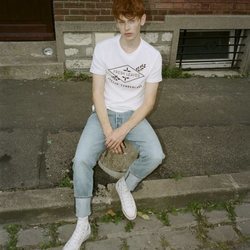 Camiseta blanca con estampados de la colección Fresh Leaves de Levi's x Justin Timberlake