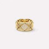 Anillo dorado con diamantes de la colección Coco Crush de Chanel con Keira Knightley 2018