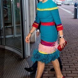 La Reina Máxima de Holanda luce un vestido multicolor en los Premios Príncipe Bernhard