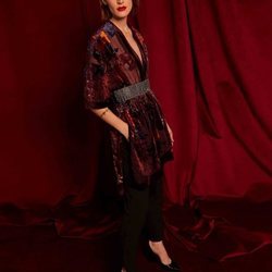 Kimono de terciopelo y tonalidades pastel de la colección de Navidad 2018 de Uterqüe