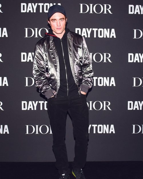 Robert Pattinson nueva imagen de la campaña de Dior para la colección de primavera 2019
