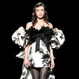 Vestido asimétrico de la temporada de otoño 2019 de Marc Jacobs en la Semana de la Moda de Nueva York 2019