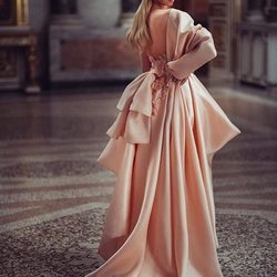 Vestido largo rosa de la colección primavera/verano 2019 de 'Atelier Versace'