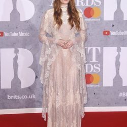 Florence Welch con un vestido de encaje en los Brit Awards 2019