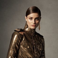 Vestido dorado de la colección primavera 2019 de Ralph Lauren
