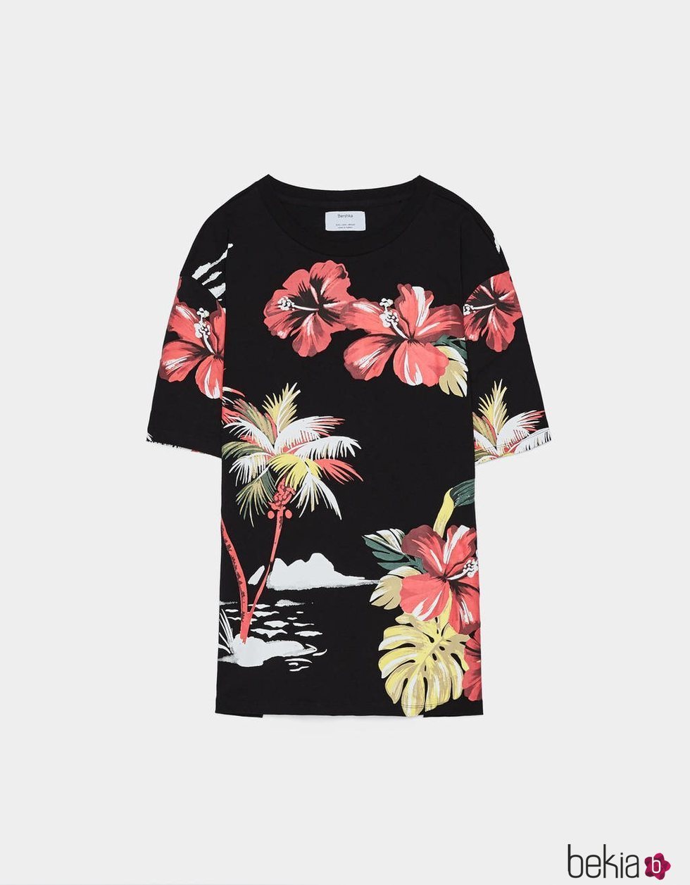 Camiseta estampado floral hawaiano Bershka