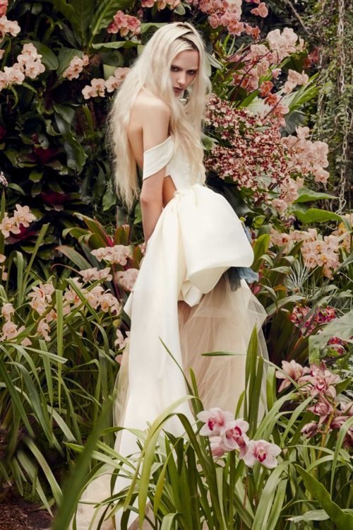 Vestido 'Hyacinth' de la colección de novias primavera 2020 de Vera Wang