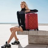 Louis Vuitton lanza su colección 'Horizont' con Karlie Kloss