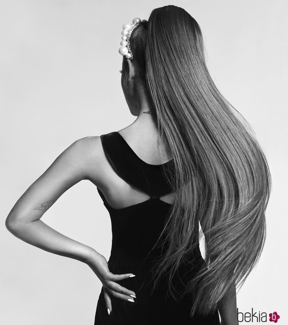 Ariana Grande se convierte en la nueva imagen de Givenchy