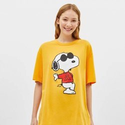 Colección de Bershka protagonizada por Snoopy para verano 2019