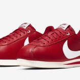 Modelo Cortez en rojo inspirado en Stranger Things para la nueva colección de Nike