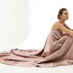 Vestido largo en color rosa empolvado de la nueva colección de 'Shopie et Voilà'