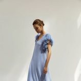 Vestido azul bebé con tul en las mangas de la nueva colección nupcial de 'Shopie et Voilà'