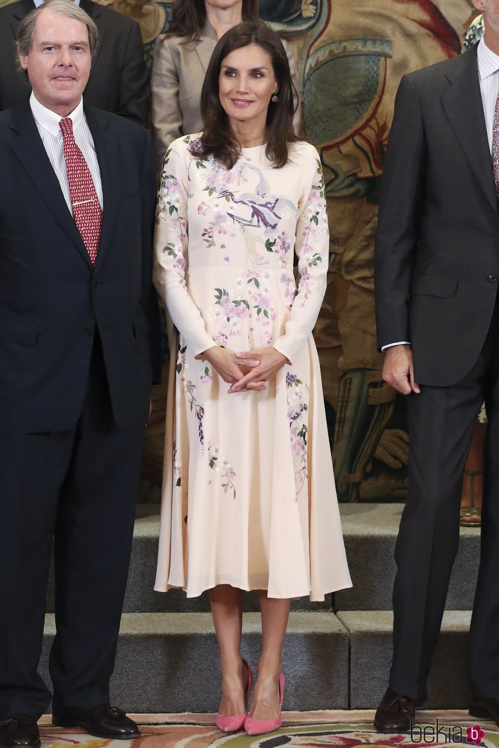 La Reina Letizia recupera su controvertido vestido de Asos