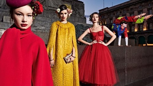 Vestido rojo de tul de la colección otoño/invierno 2019 de Dolce&Gabbana