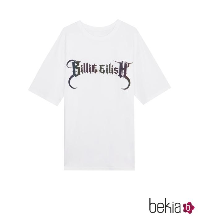 Camiseta blanca serigrafiada de la colección Billie Eilish x Bershka
