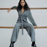 Mono gris de la colección 'The Minimal Knitwear' de Zara