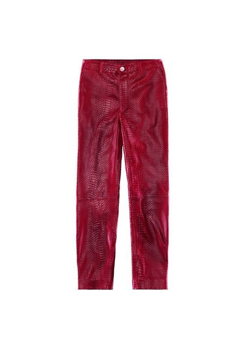 Pantalón de cuero rojo de la colección de H&M y Giambattista Valli