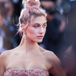 Hailey Bieber en el Festival de Cannes 2018