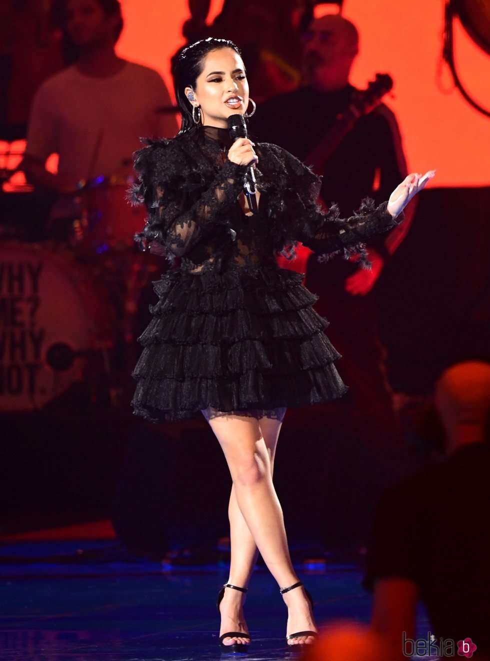 Becky G con un vestido de encaje en los MTV EMAs 2019