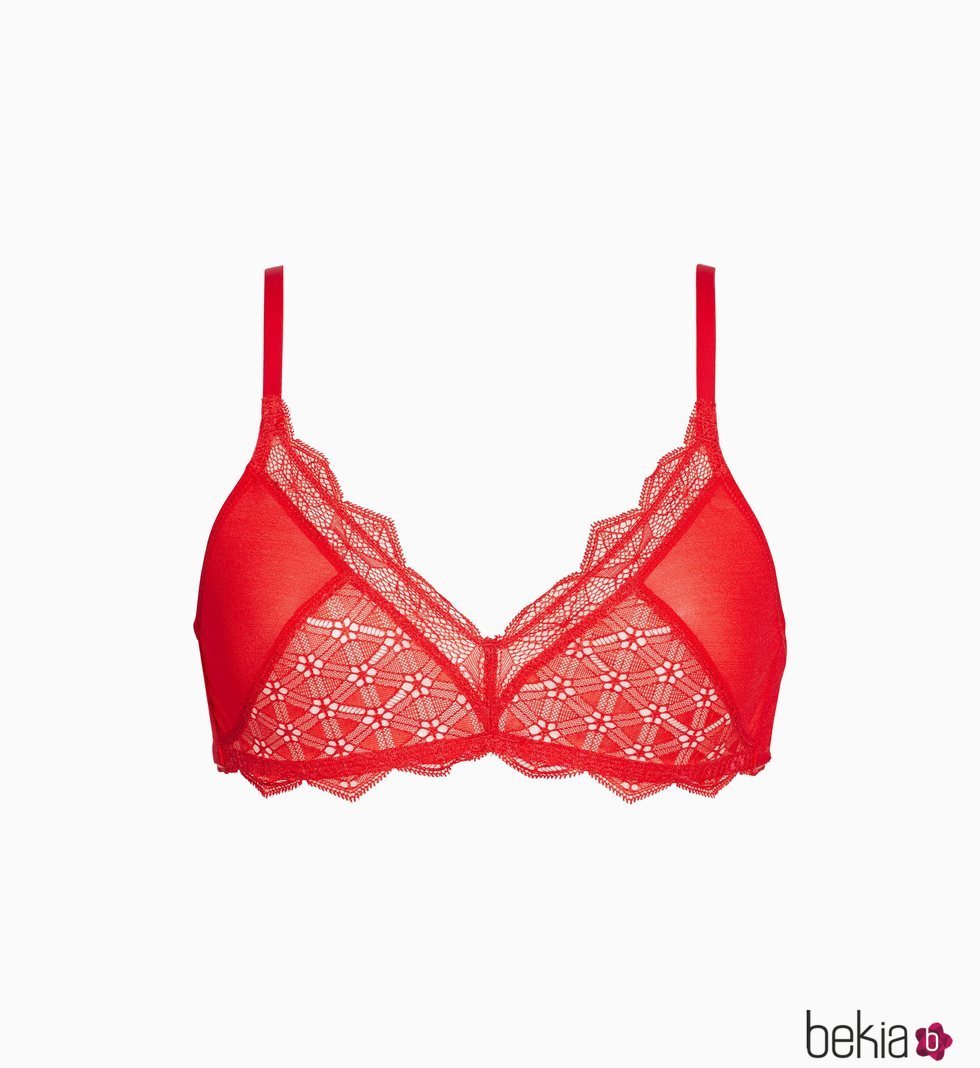 Sujetador de encaje rojo de la colección Calvin Klein Underwear 2019-2020 Especial Navidad