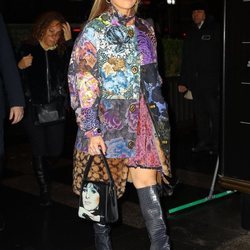 Jennifer Lopez con un look patchwork por las calles de Nueva York