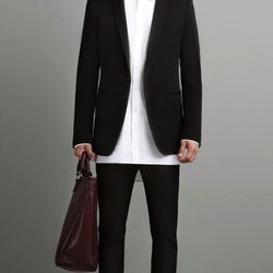 Modelo de bolso masculino de Zara