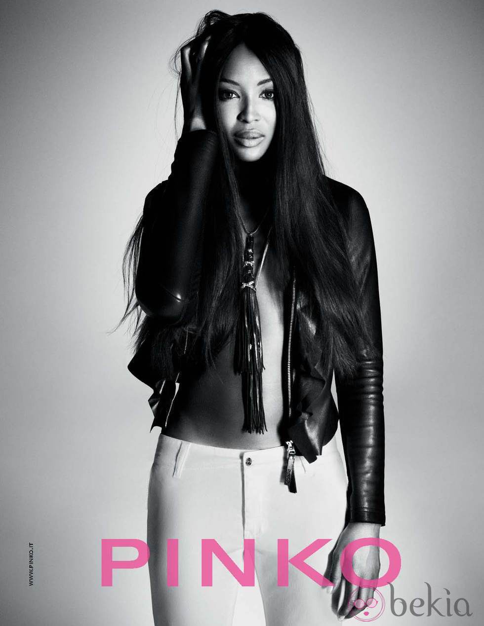 Naomi Campbell es la imagen de la colección primavera/verano 2012 de Pinko