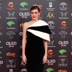 Marta Nieto con un bonito y elegante vestido negro en los Goya 2020