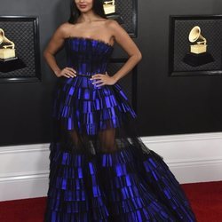 Jameela Jamil con un vestido de Georges Chakra Couture en los Grammy 2020