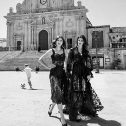 Vestidos con transparencias de la colección verano 2020 de Dolce&Gabbana