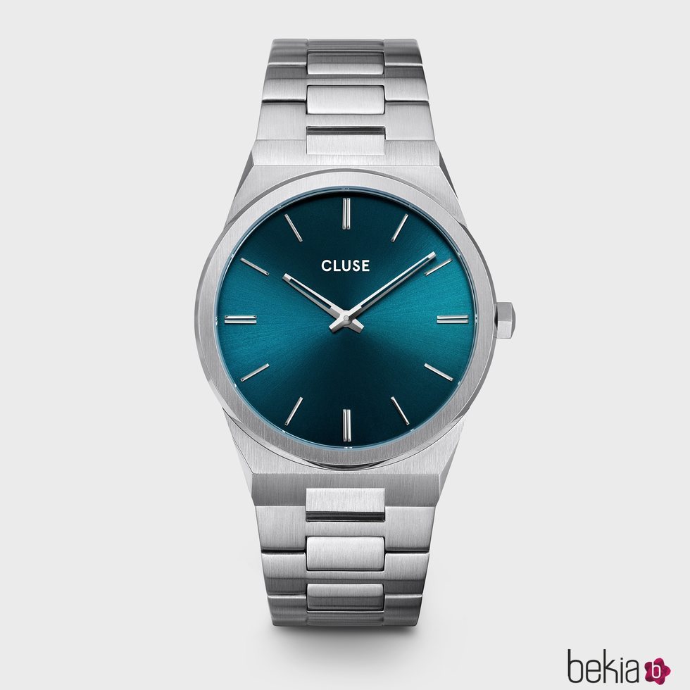 Reloj masculino metalizado con detalles en azul de la colección primavera/verano 2020 de Cluse