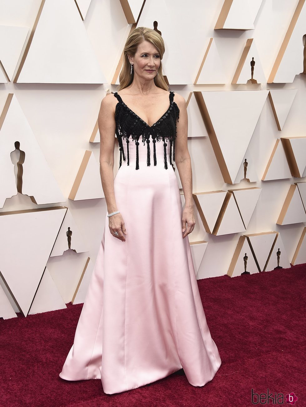 Laura Dern con un vestido Armani Privé en los Oscar 2020