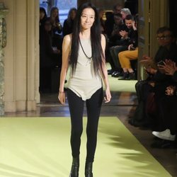 La diseñadora Vera Wang otoño/ invierno 2020 de su marca homónima
