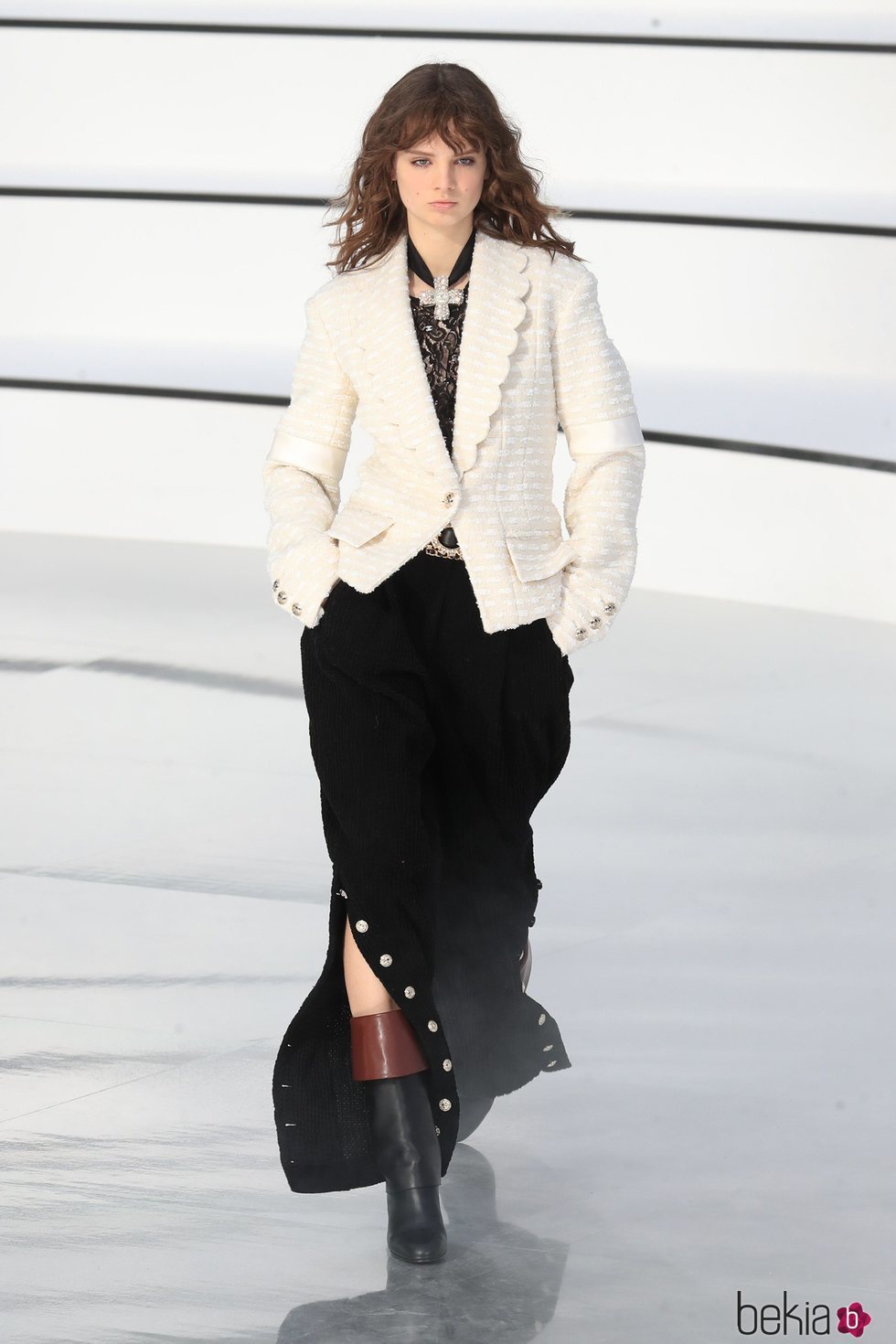Chaqueta ajustada y falda otoño/ invierno 2020-2021 Chanel